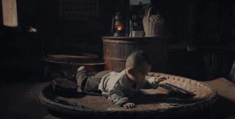 广告人很穷？看完这支广告你就有钱了！