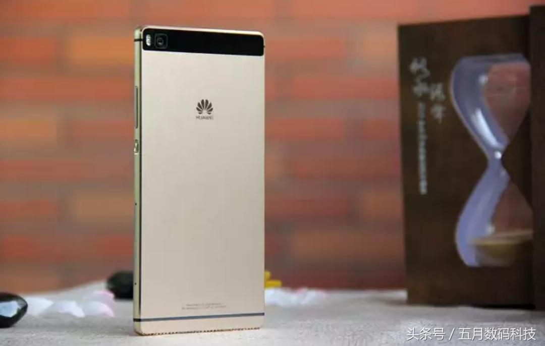 回顾华为荣耀手机发展史：诸多经典哪款是你的“初恋”？