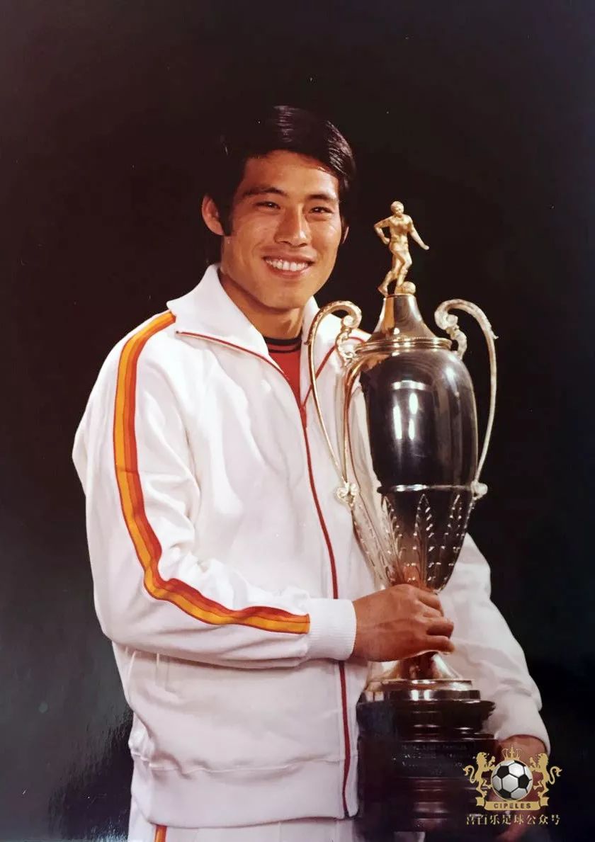 津门足球双百颂图片,津门足球双百颂签售会