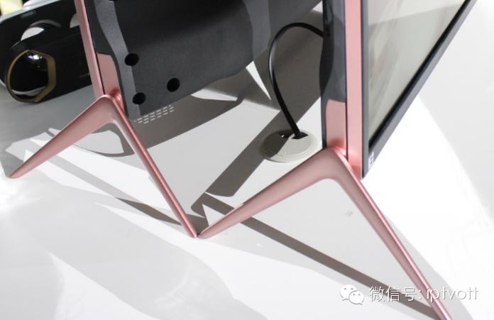 乐视躺枪暴风55吋全球首款VR电视2999元（附体验）