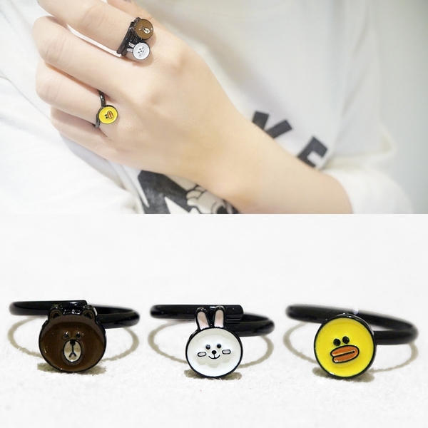 以前很想要一个戒指现在自己买了,去买一枚自己喜欢的戒指