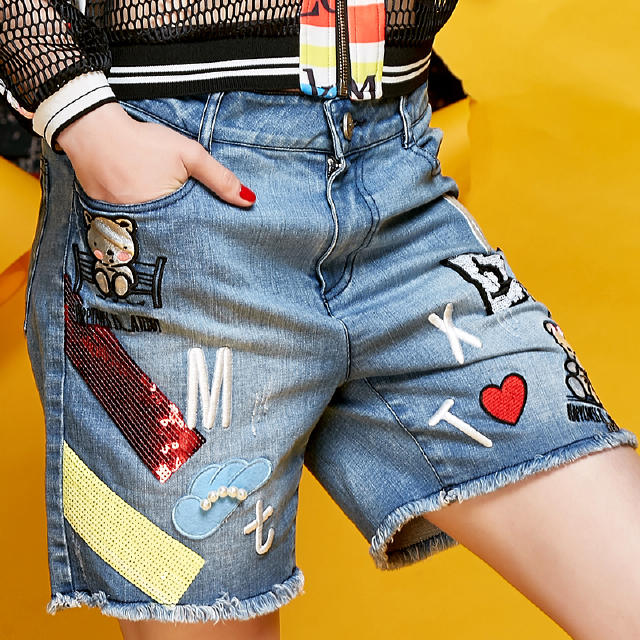 善待自己最好的年华别辜负了自己,余生好好爱自己让自己值钱更美