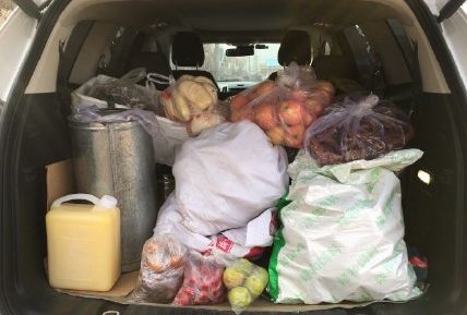 春节后返程都把后备箱塞得满满的,春节出门后备箱承载着父母的爱