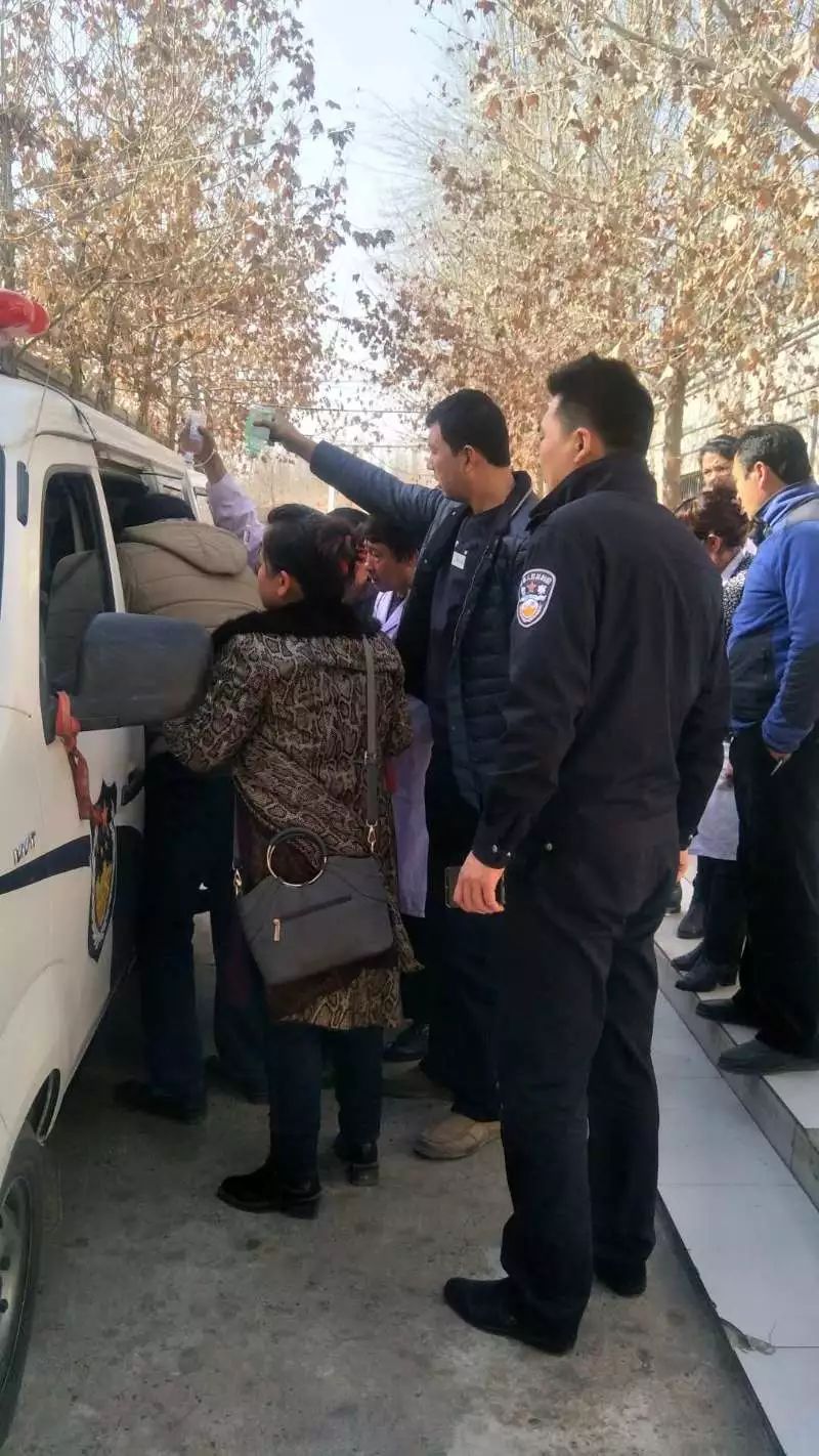好样的！这群“救死扶伤”的和田警察