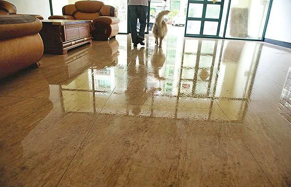 屋里阴湿怎么办,家里太湿怎样除湿