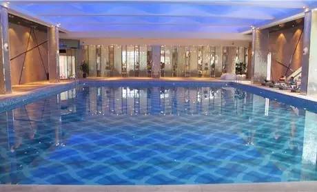 南宁哪个游泳池比较干净又便宜,南宁冬天也可以游泳的地方