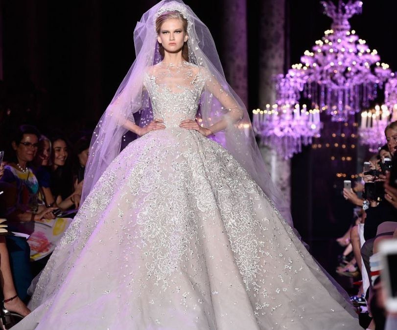 上帝创造了爱情人类发明了婚姻,上帝创造了男人女人