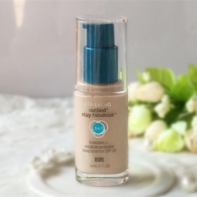 显白不掉妆的粉底液,粉底液推荐润润的