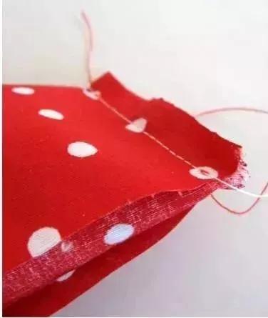 旧床单翻新最简单方法,旧床单别扔简单改一改立刻变值钱