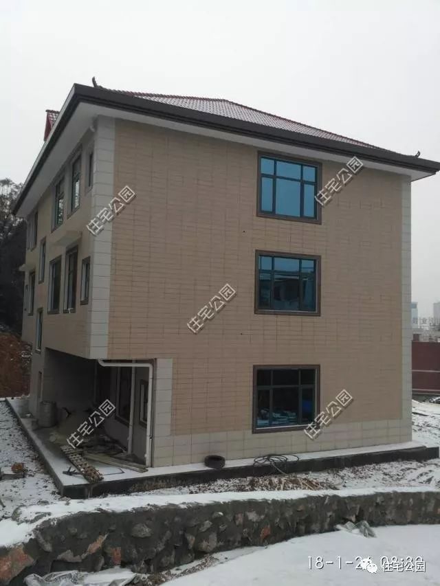 农村建别墅包工包料多少钱一平米,在农村建别墅在网上买图纸好不好