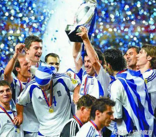 足坛那些令人泪目的瞬间,盘点足坛那些不可思议的奇迹