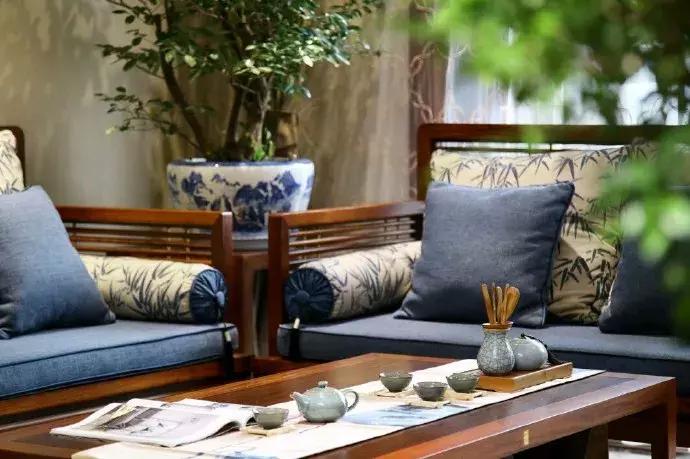 客厅电视背景墙涂料配色效果图,客厅背景墙哪种颜色最好看