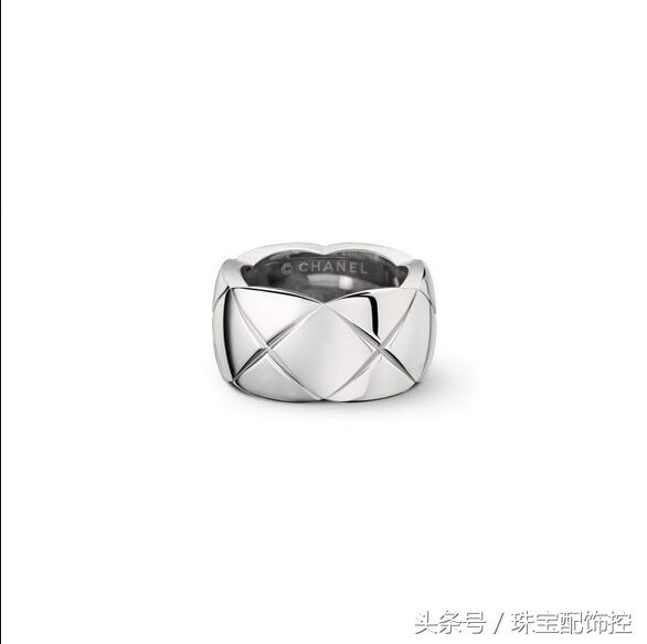 袁泉李易峰,袁泉白衬衣走红毯惊艳场面