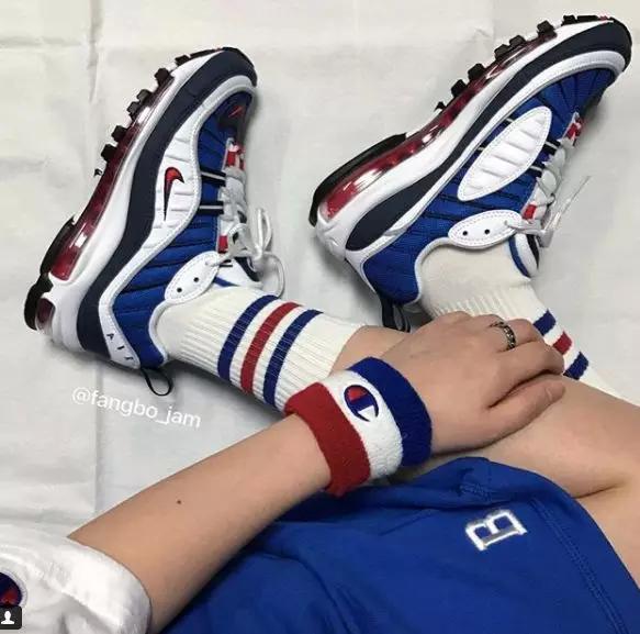 又好看又舒服的运动鞋,好看又便宜的运动鞋价格20元