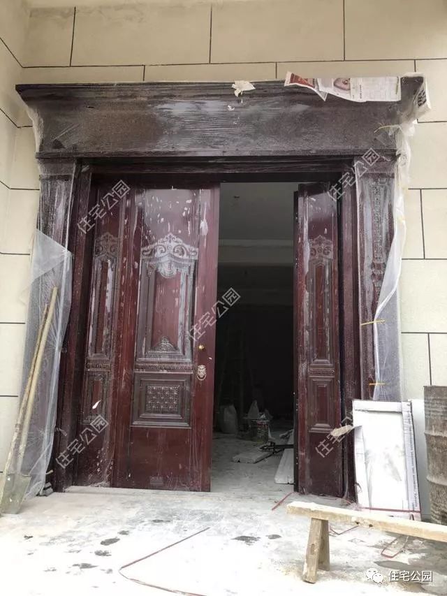 农村建房做真石漆的步骤,农村建房包工头不干了