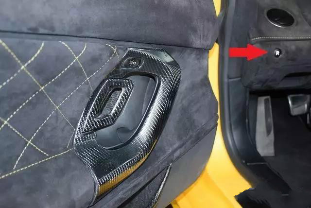 兰博基尼小牛盖拉多视频,兰博基尼