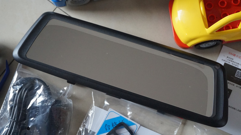 全面屏与后视镜的组合，威路特M8带来更安全的行车体验