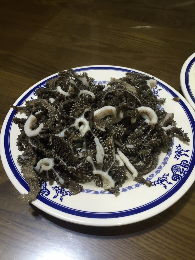 冬天去哪里旅游暖和特色美食,冬季游玩攻略美食推荐