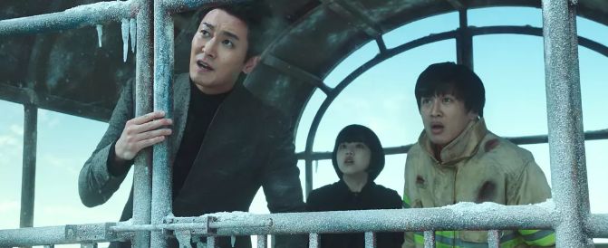 这部几乎把韩国人都赶到影院的巨片，我一手五颗星一手一颗星