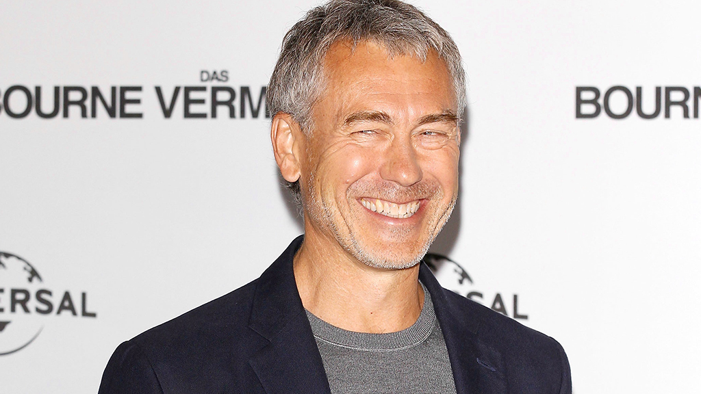 罗曼先生你好简介,罗曼先生你好国语