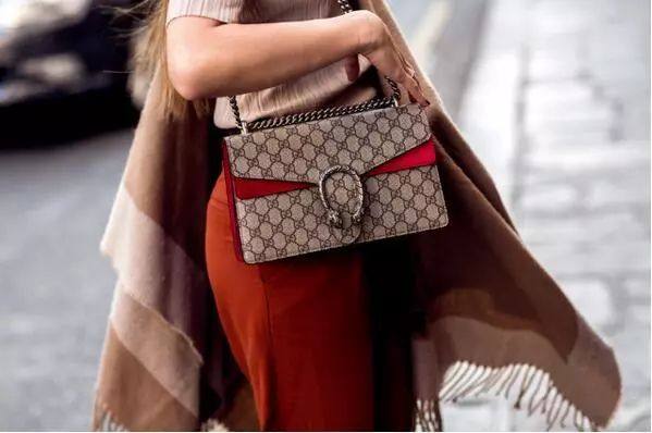 适合四季的小包包测评,99%的女生都喜欢什么礼物