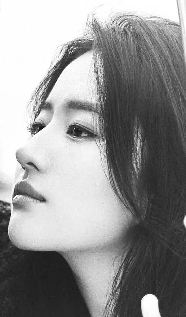 美妆博主范冰冰,代购美妆博主