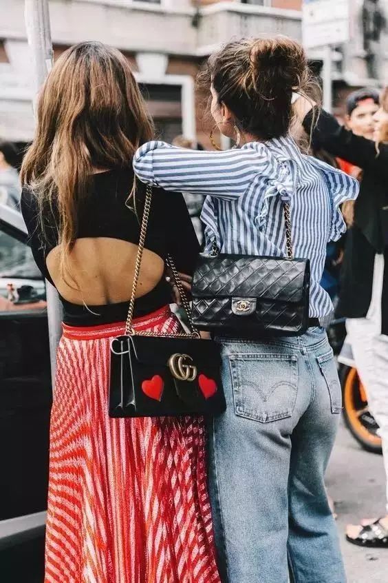 开工大吉带的东西,适合上班族的几款大牌包包分享