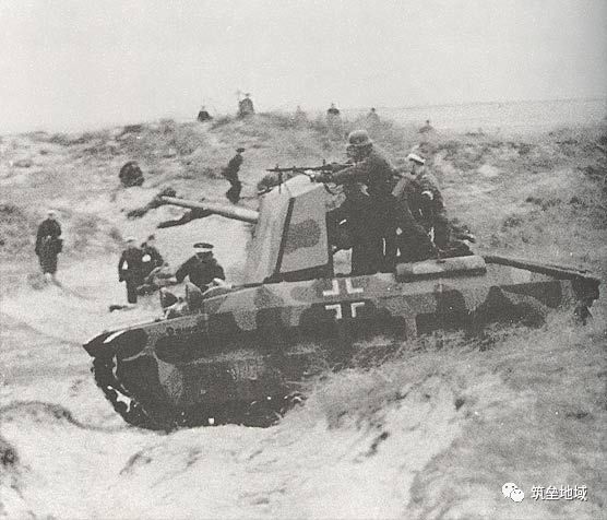 玛蒂尔达二号坦克,玛蒂尔达坦克为什么这么硬
