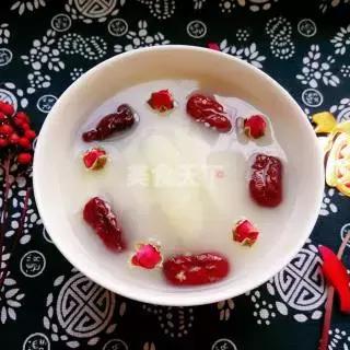 山药红枣花生米粥做法,今日美食推荐金汤花胶鸡