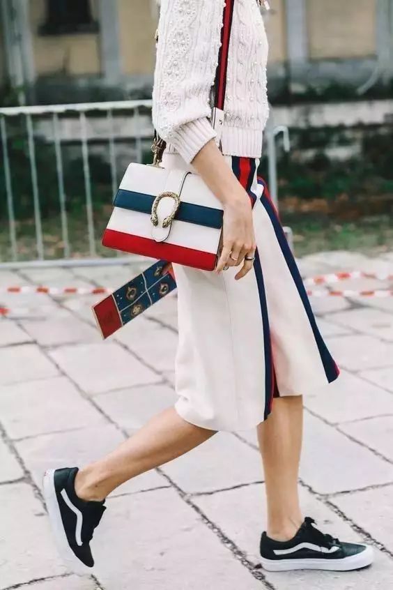 开工大吉备点什么礼品,开工大吉的包包