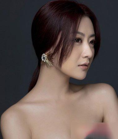 头大脖子短适合的发型,头比较大女生适合什么发型