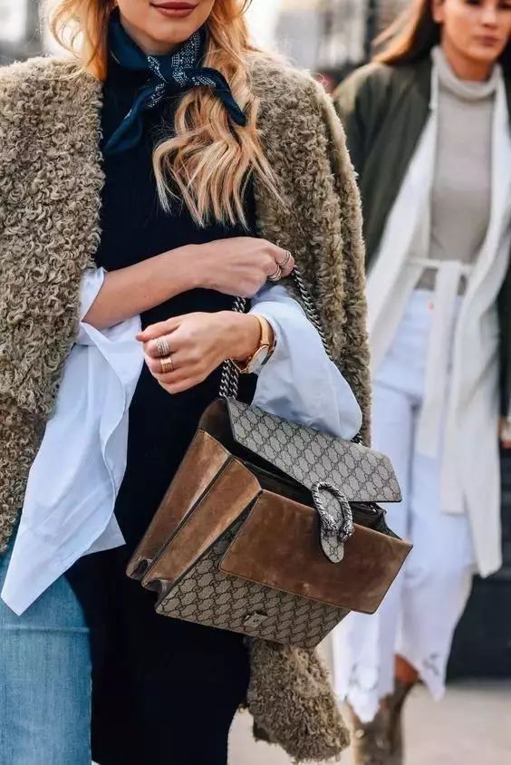 开工大吉带的东西,适合上班族的几款大牌包包分享