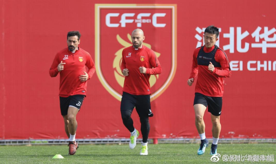 cctv5直播成都天津足球赛,cctv5直播中超对青岛