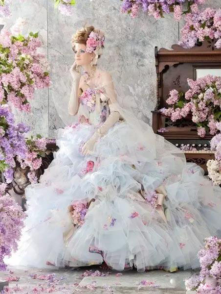 中国买不到的婚纱!Stelladelibero跳进花海的新娘,美到爆炸!