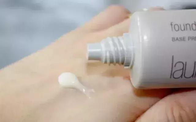 在专柜买的隔离会不会有假的,淘宝上卖的cpb隔离是真的还是假的