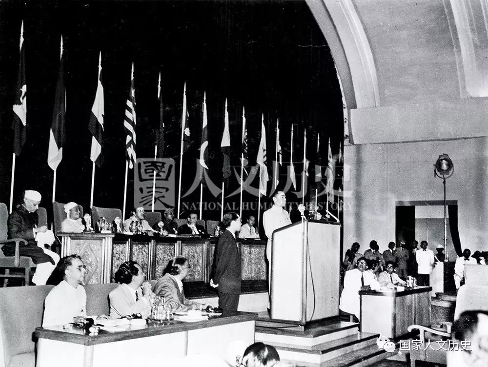 周恩来诞辰120周年｜冒险出席万隆会议，连政敌都折服于他的品格