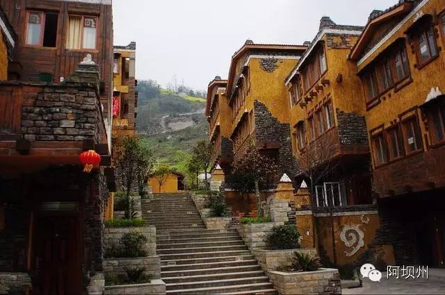 512汶川地震十二年铭记历史,缅怀汶川512地震