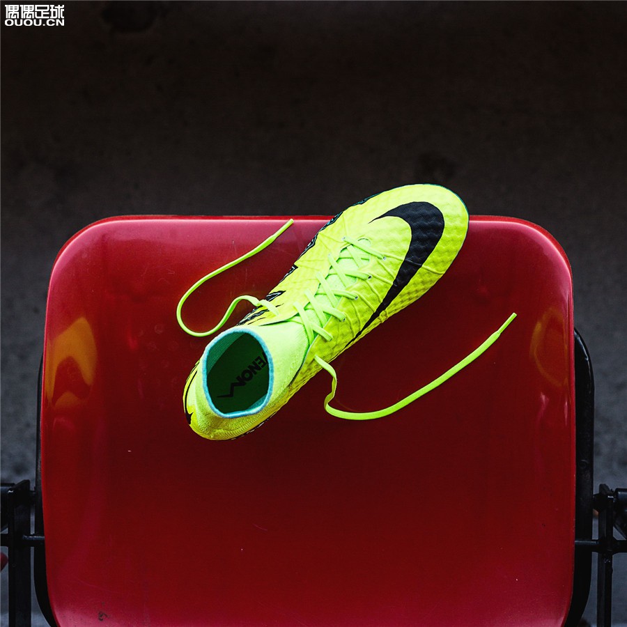 耐克phantomvenomelite足球鞋,nike足球鞋有哪几个系列2023