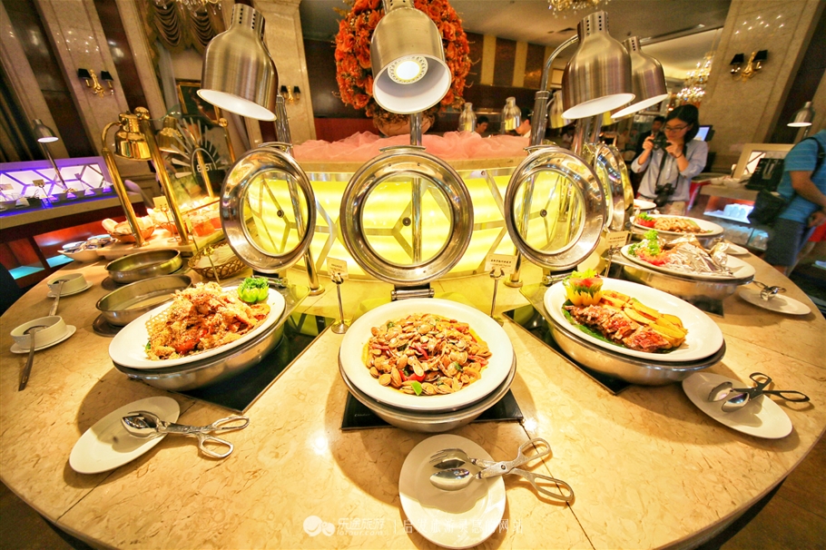 在最美的季节邂逅一场最美的相遇,恒大最美的瞬间