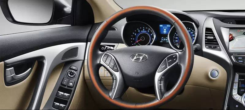 朗动前门凹陷修补费用,现代朗动车漆修补自喷漆