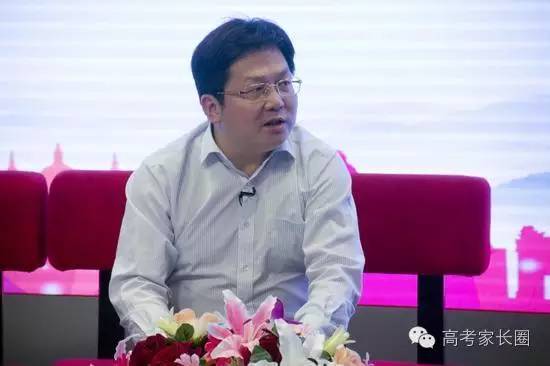 娓呭崕澶у宸ョ鍏ㄧ悆绗竴,娓呭崕椤跺皷宸ョ涓撲笟