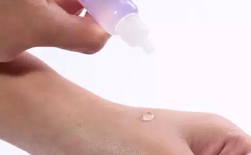 23年烂大街的十款鞋,2021年最烂大街的三款手机