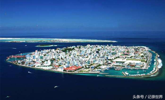 马尔代夫与我国的三沙市哪个更大,马尔代夫和三沙市