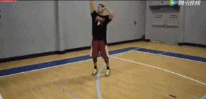 投篮老是打铁怎么练习投篮,投篮平时练准打比赛软怎么办