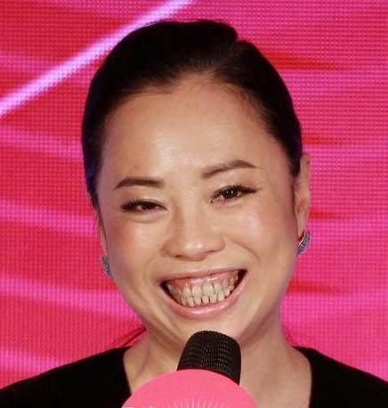 蔡少芬黄晓明主持金鸡奖,蔡少芬黄晓明