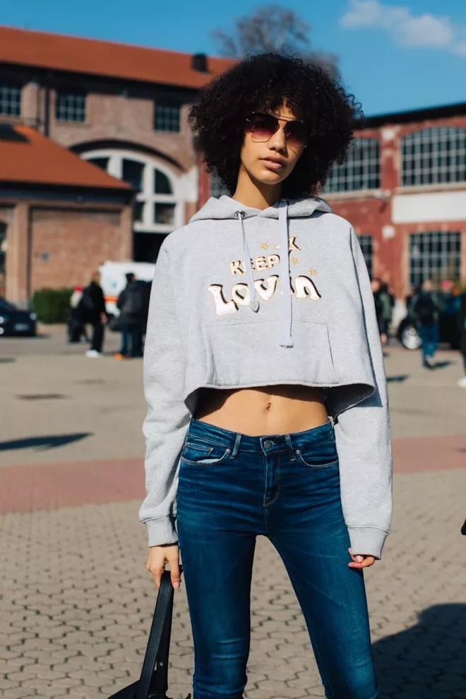 穿腻了的卫衣应该怎么改造,穿腻的连帽卫衣