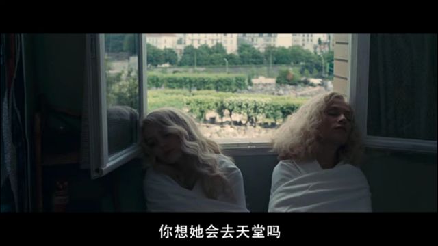 她11岁登上杂志封面，12岁拍摄色情电影，却跟母亲打了20年官司