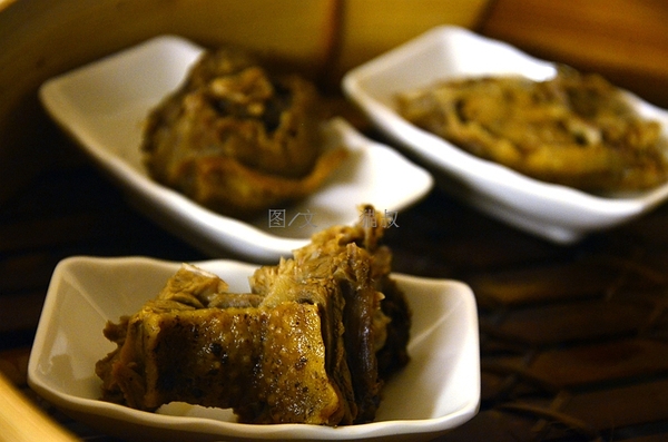 怡芳琪鑫--农庄自种蔬菜与台湾传统烹饪的完美结合