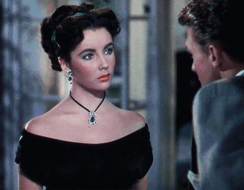 温柔小嘴，性感大嘴，您说说哪个更美？