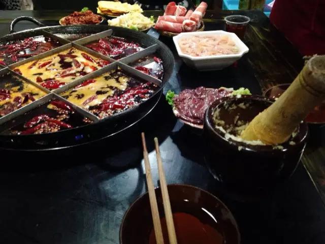 重庆十大必吃美食火锅,重庆十大必吃餐厅网红鱼蛋